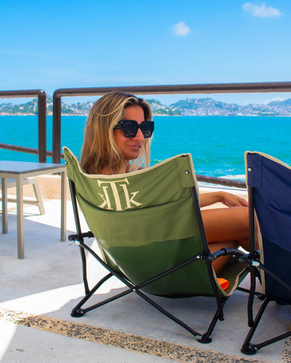 Silla de Camping Plegable Premium en color verde para Pesca y Caza KTK Kontiki MUSTIQUE GREEN SAND